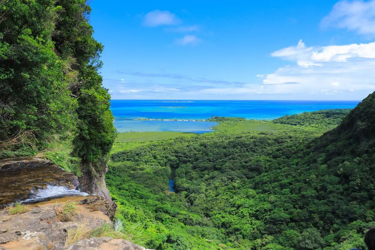 Pinaiisara Falls Trekking to the Top of Pinai-sara Falls