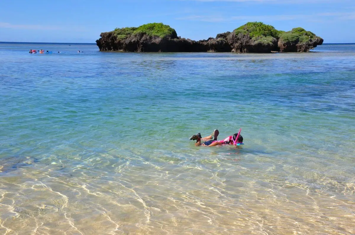 Hoshizuna Beach (Iriomote Island) Popular for Swimming and Snorkeling!