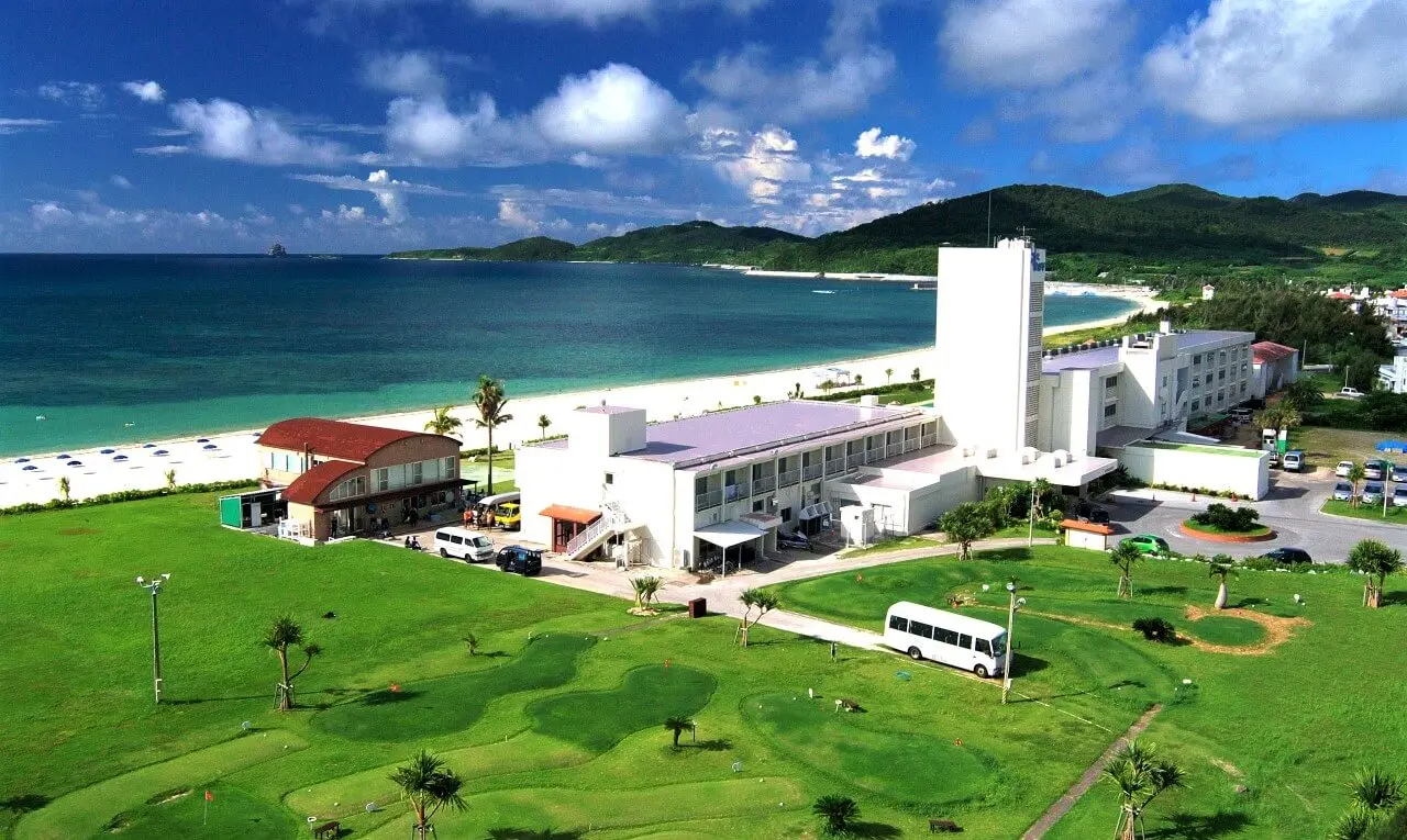 疊石 悠閒遊覽久米島！